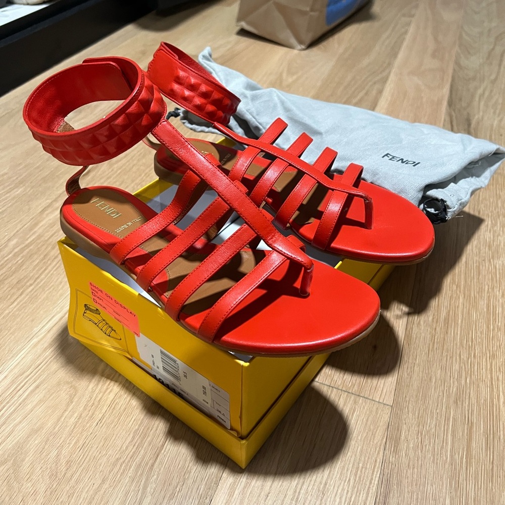 Fendi gladiator sandals sz 36.5
